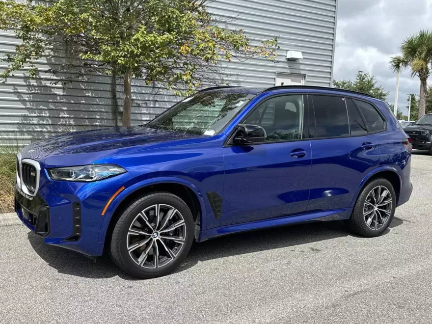 2025 Bmw X5 M60i photo 1