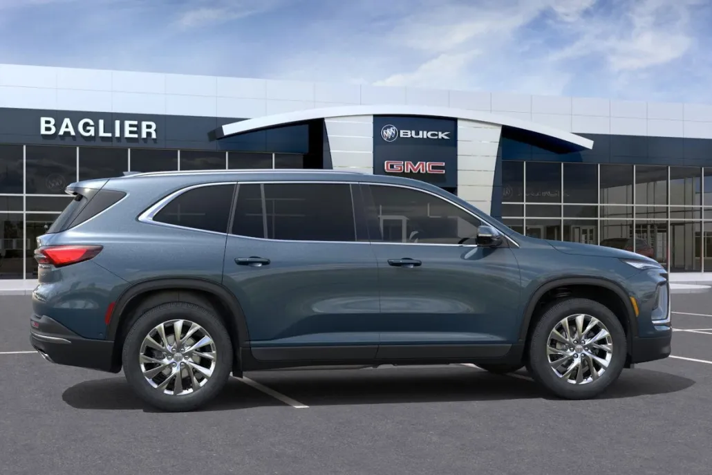 2026 Buick Enclave Preferred photo 1