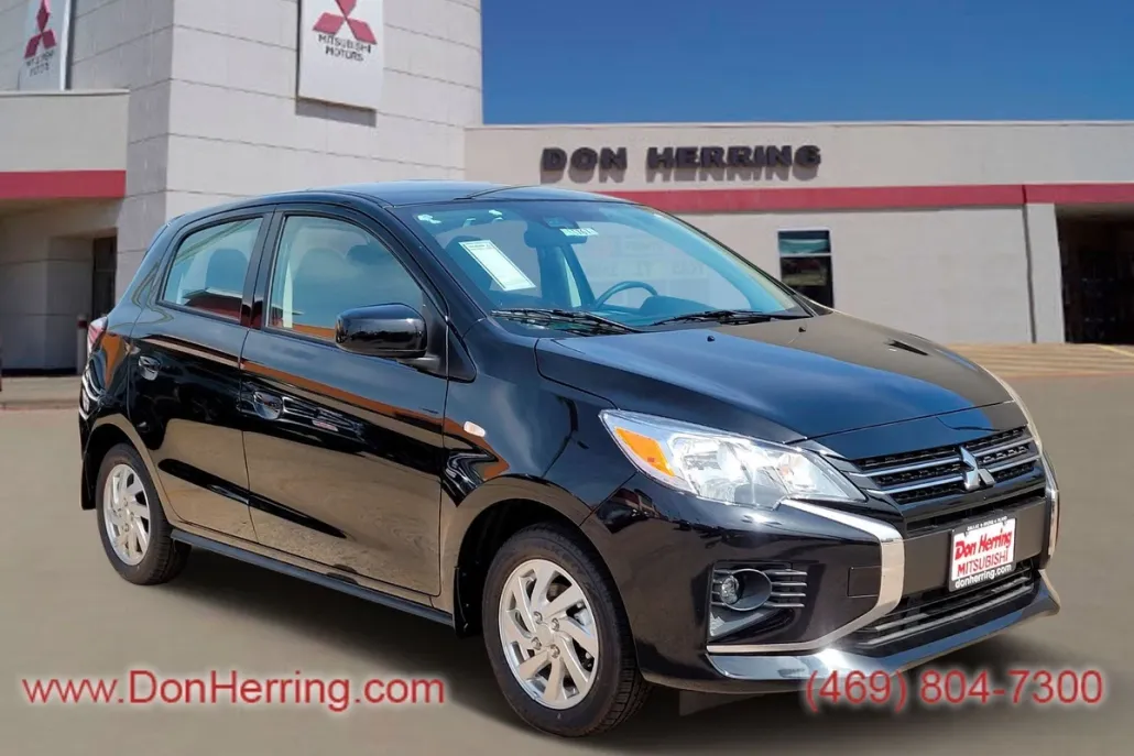 2024 Mitsubishi Mirage LE photo 1