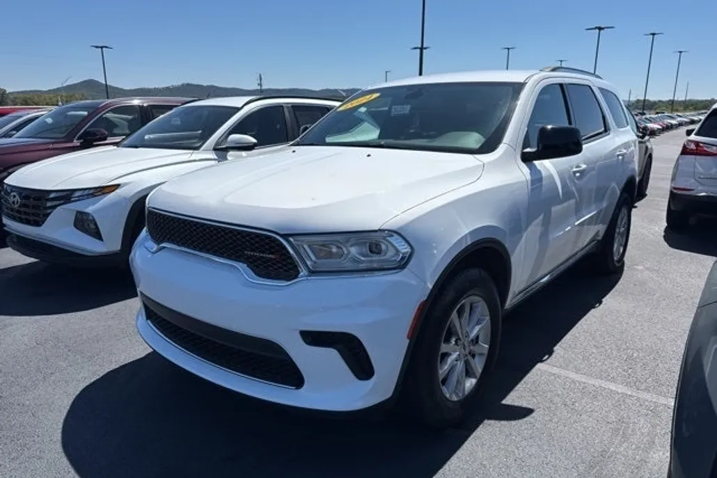 2024 Dodge Durango SXT photo 1