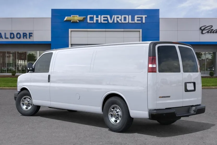 2025 Chevrolet Express Cargo 3500 photo 1