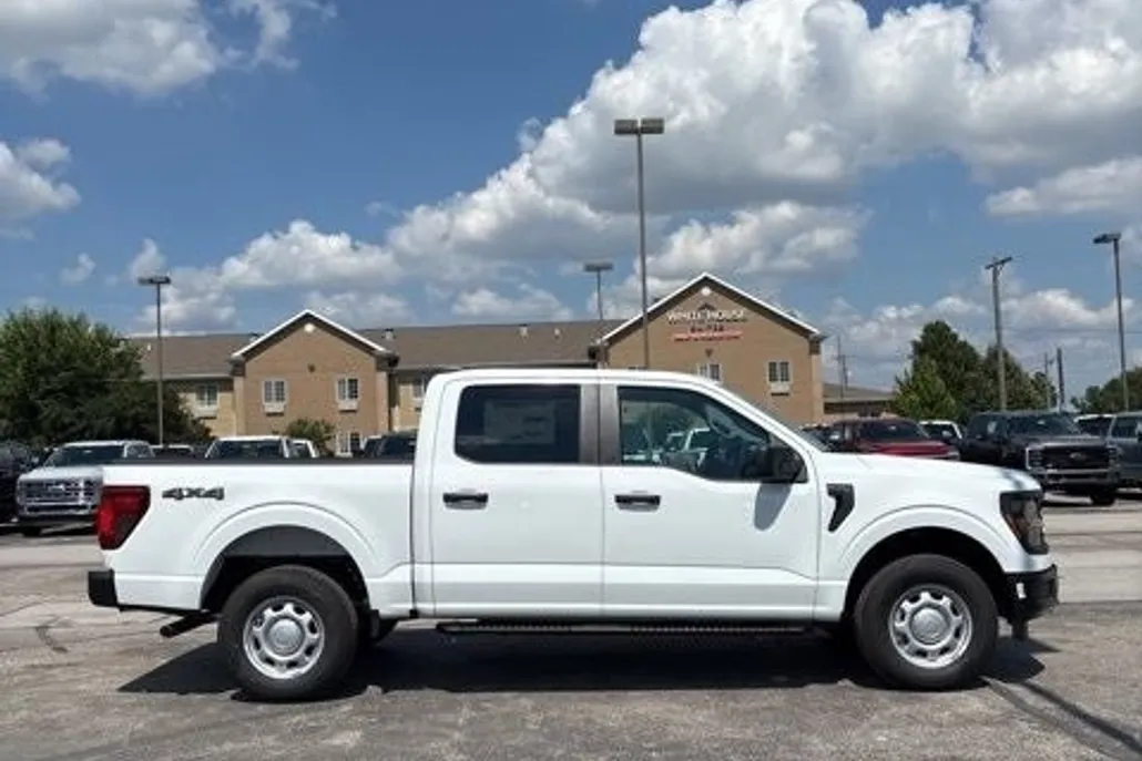 2025 Ford F-150 XL photo 1