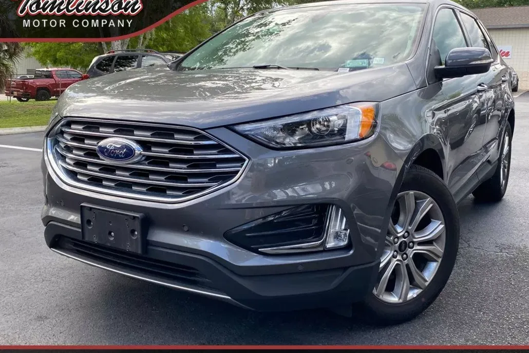 2024 Ford Edge Titanium photo 1