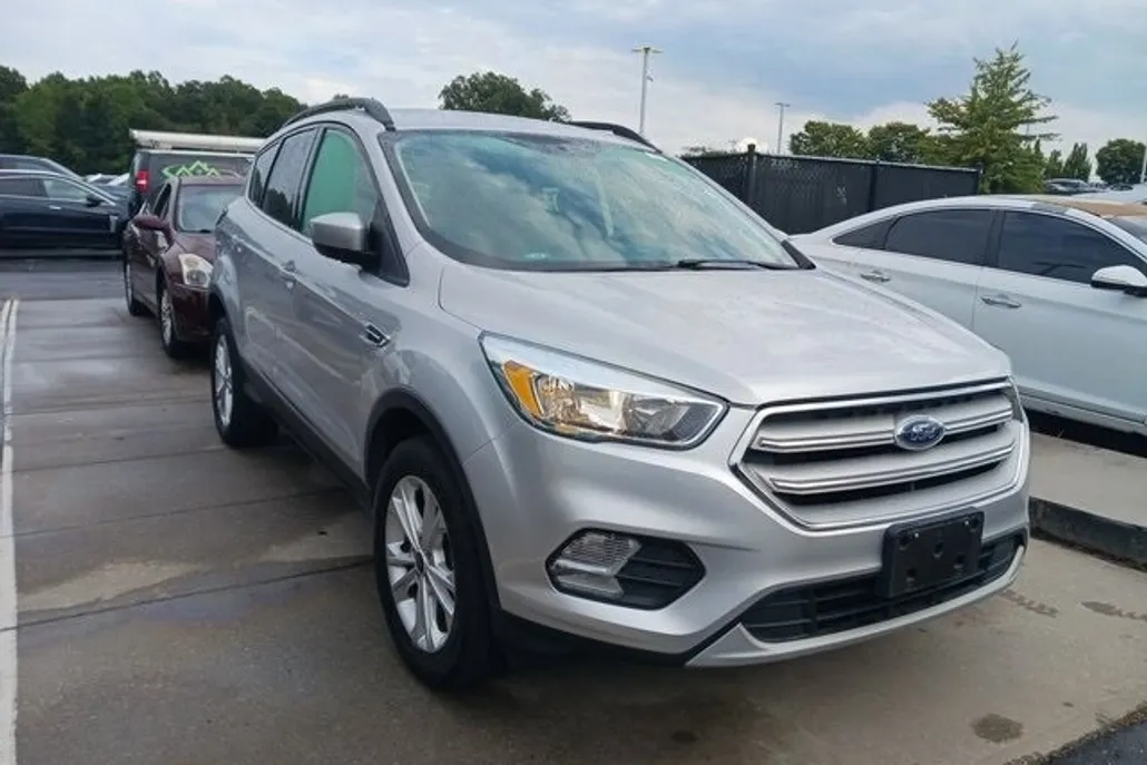 2018 Ford Escape SE photo 1