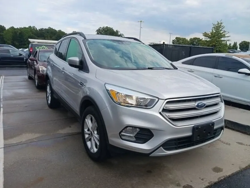 2018 Ford Escape SE photo 1