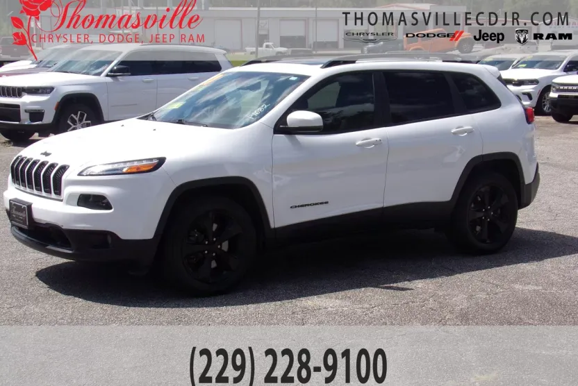 2017 Jeep Cherokee High Altitude photo 1