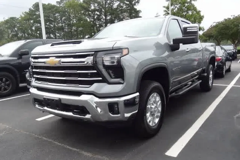 2024 Chevrolet Silverado 2500HD LTZ photo 1
