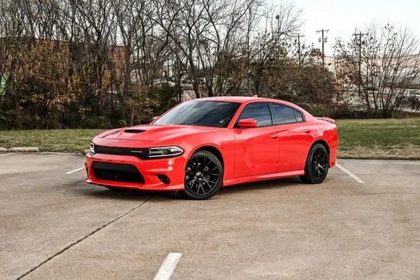 2019 Dodge Charger GT photo 1