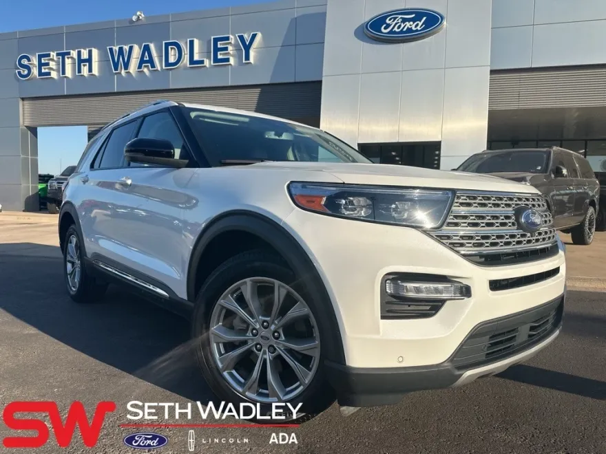 2023 Ford Explorer Limited photo 1