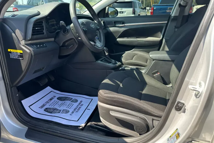 2019 Hyundai Elantra SEL Value Edition Limited photo 1