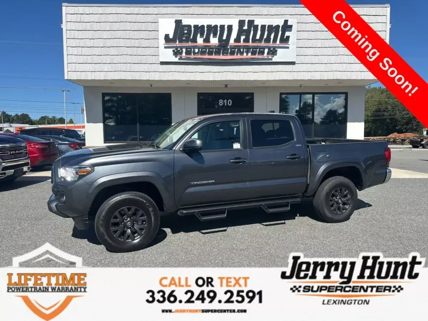 2023 Toyota Tacoma SR5 photo 1