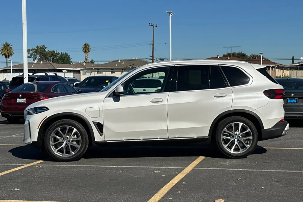 2025 Bmw X5 xDrive50e photo 1