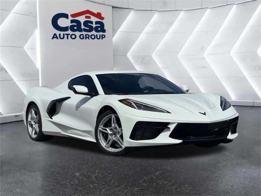 2024 Chevrolet Corvette Stingray 1LT photo 1