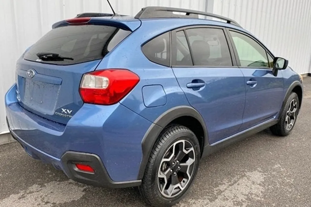 2015 Subaru Crosstrek 2.0i Premium photo 1
