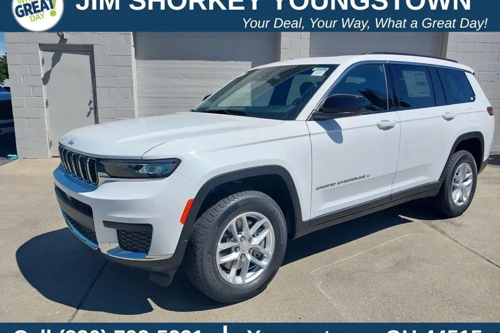 2025 Jeep Grand Cherokee Laredo photo 1