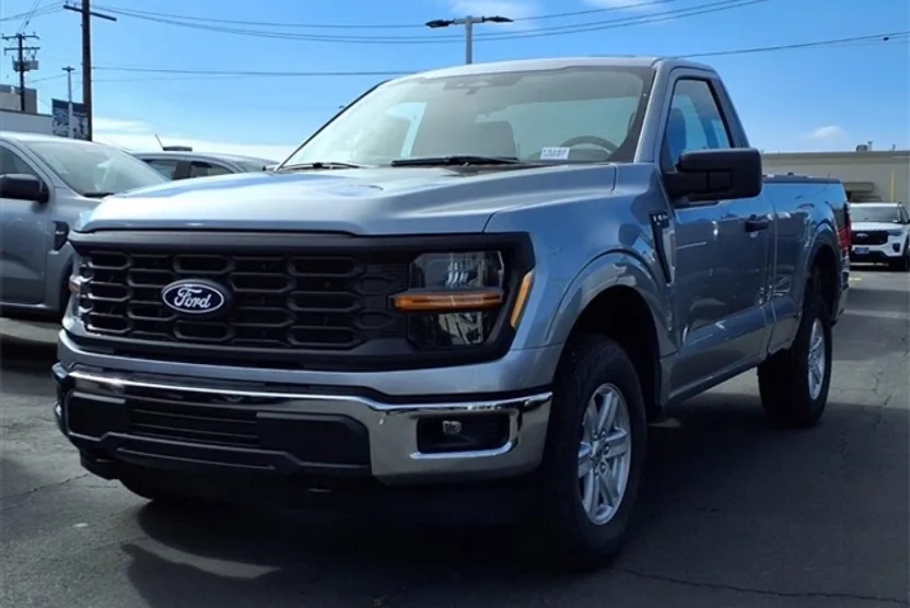 2025 Ford F-150 XL photo 1