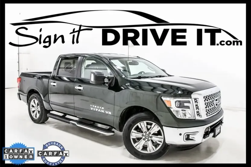 2019 Nissan Titan SL photo 1