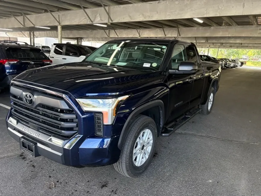2022 Toyota Tundra SR5 photo 1