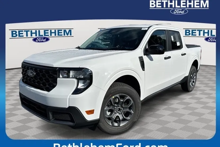 2025 Ford Maverick XLT photo 1