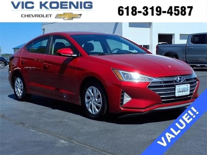 2019 Hyundai Elantra SE photo 1