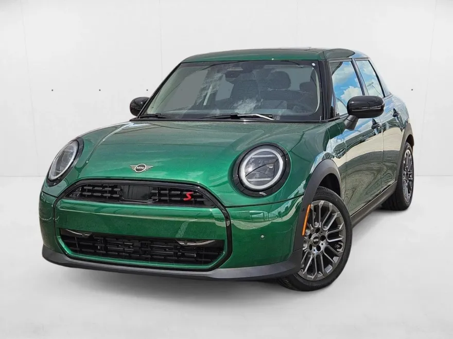 2025 Mini Cooper 4 Door Hardtop S photo 1