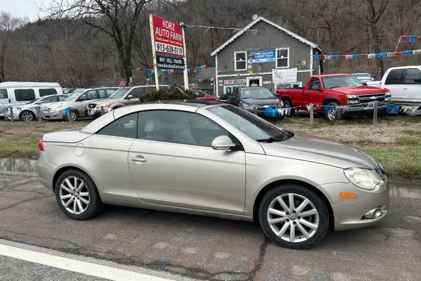 2007 Volkswagen Eos 2.0T photo 1