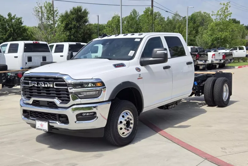 2025 Ram 3500 Tradesman photo 1