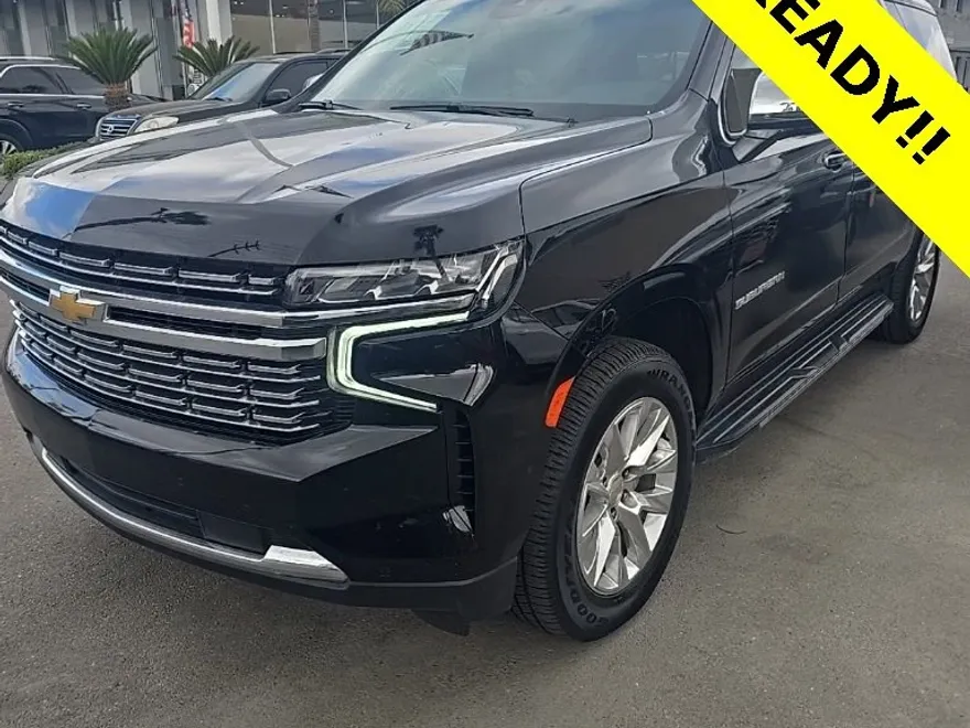 2024 Chevrolet Suburban Premier photo 1