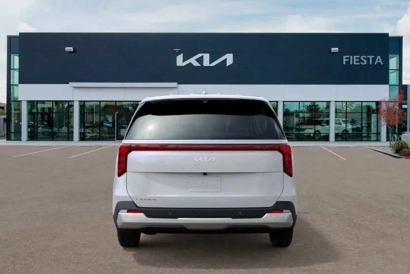 2026 Kia Carnival LX photo 1
