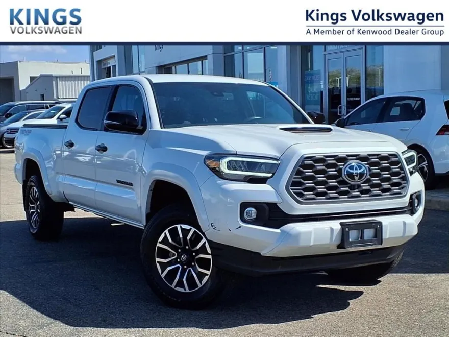 2023 Toyota Tacoma TRD Sport V6 photo 1