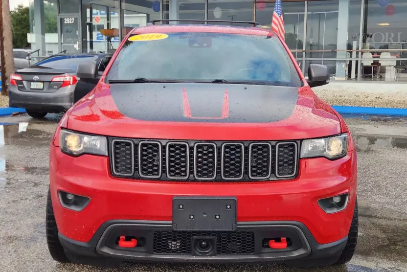 2019 Jeep Grand Cherokee Trailhawk Sport photo 1