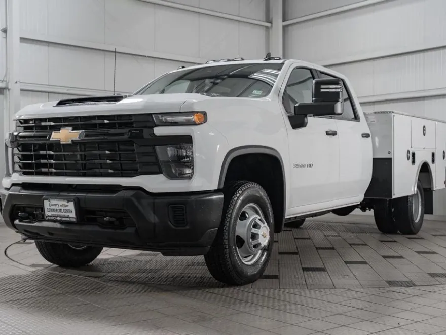 2025 Chevrolet Silverado 3500HD Work Truck photo 1