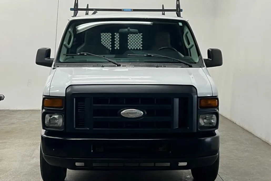 2014 Ford E-250 photo 1