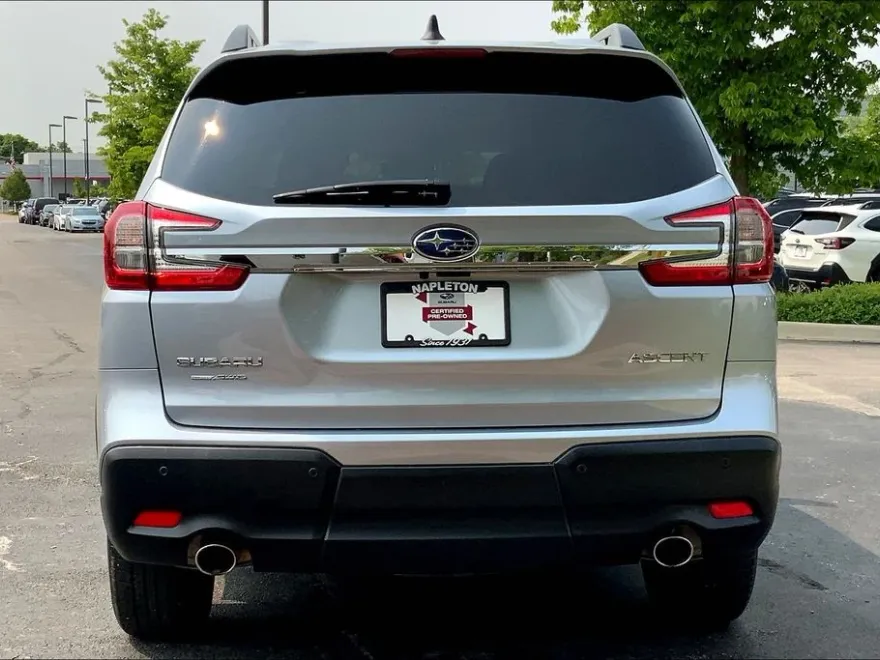 2024 Subaru Ascent Premium photo 1