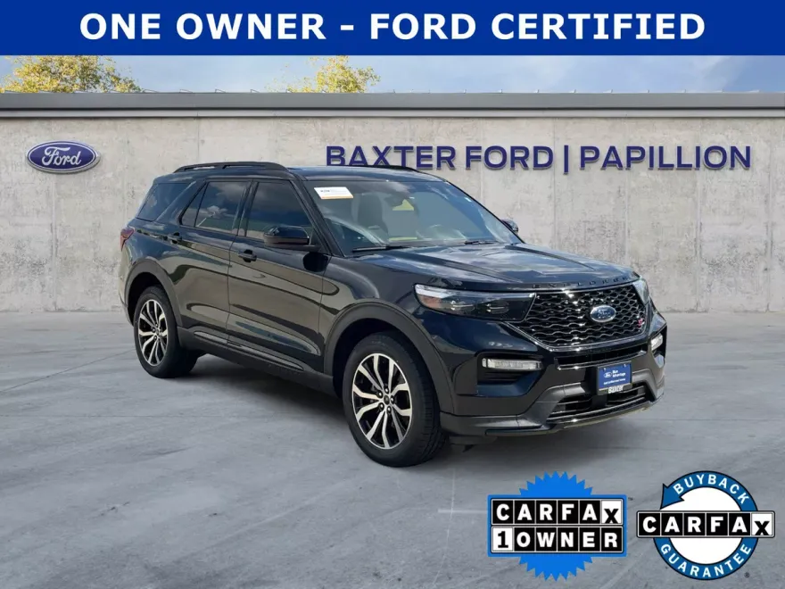 2022 Ford Explorer ST photo 1