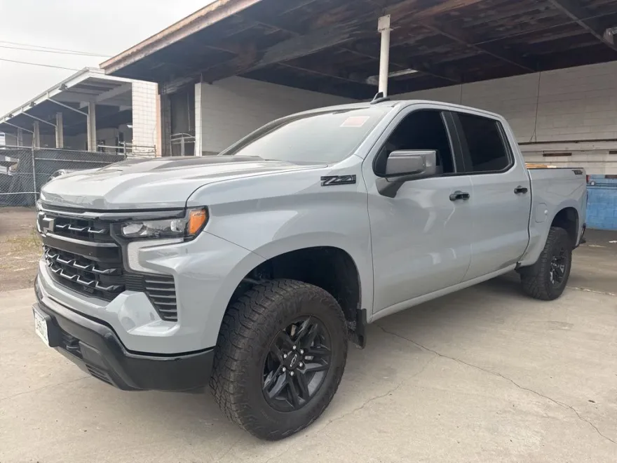 2024 Chevrolet Silverado 1500 LT Trail Boss photo 1