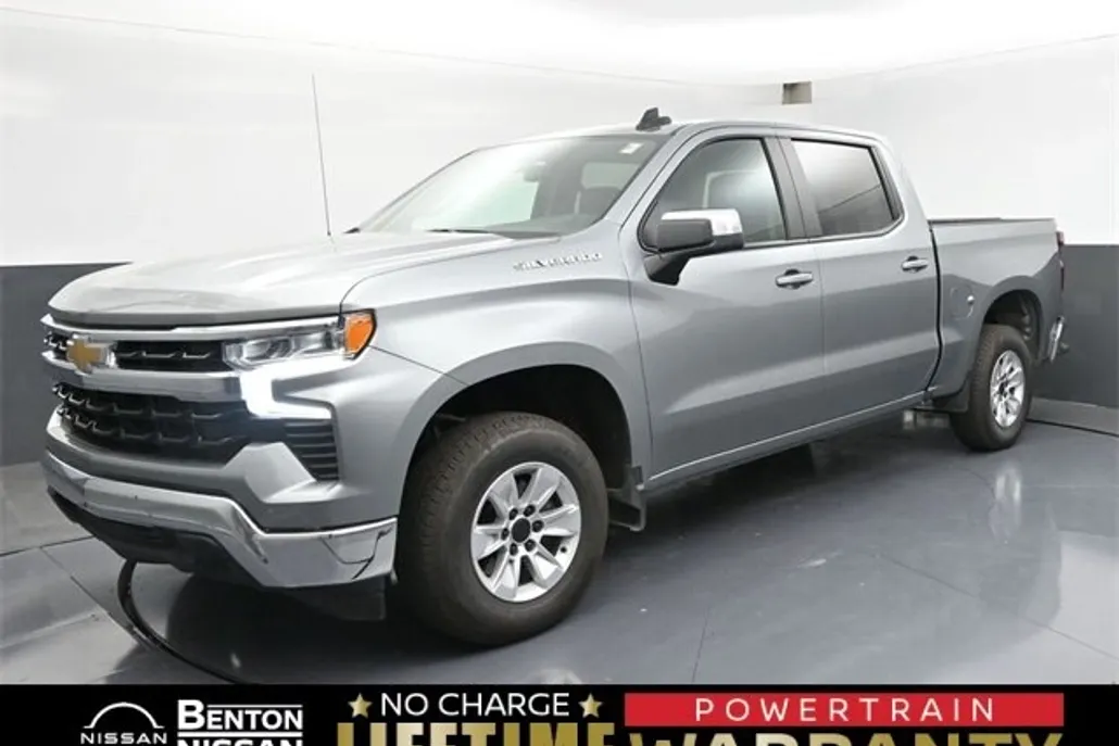 2025 Chevrolet Silverado 1500 LT photo 1