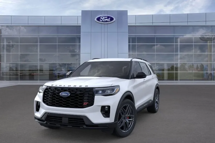 2025 Ford Explorer ST photo 1