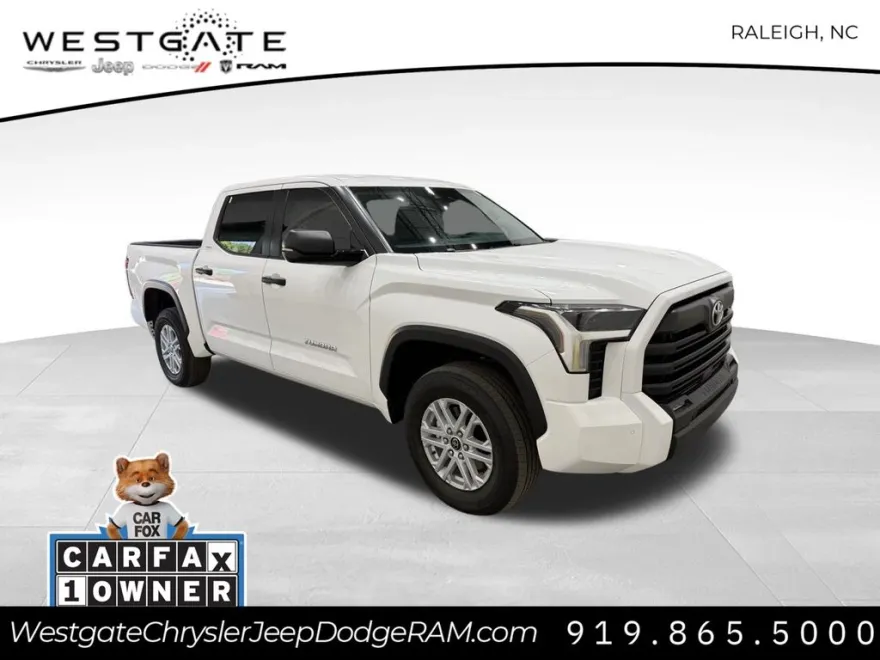 2024 Toyota Tundra SR5 CrewMax photo 1