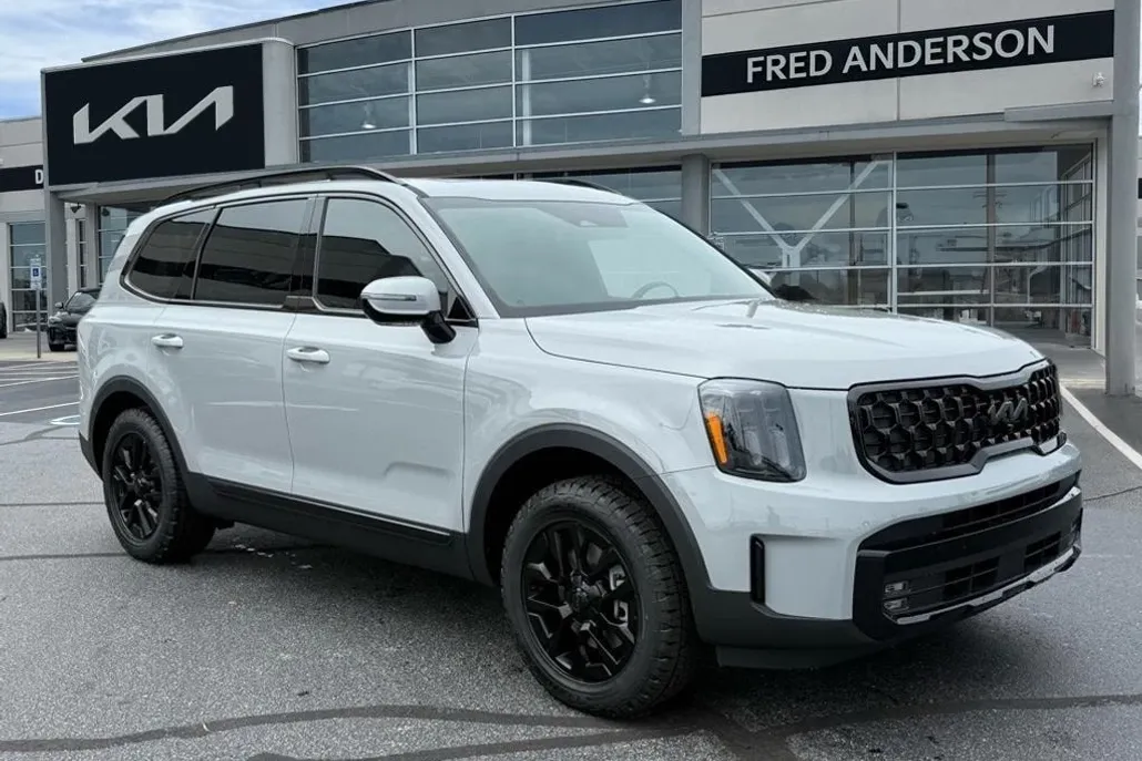 2025 Kia Telluride X-Pro photo 1