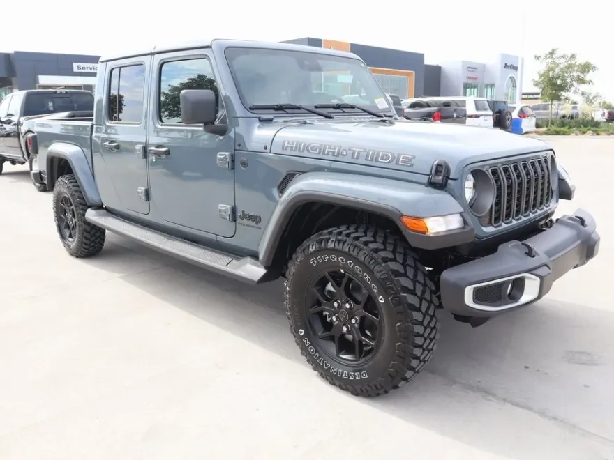 2025 Jeep Gladiator Sport photo 1