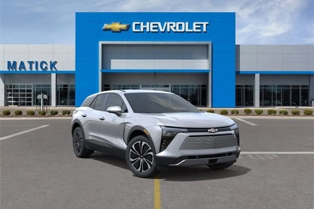 2026 Chevrolet Blazer EV photo 1