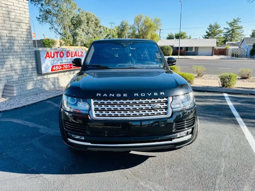 2016 Land Rover Range Rover HSE photo 1