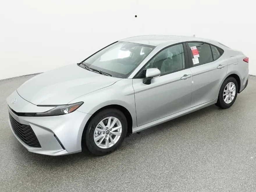 2026 Toyota Camry LE photo 1