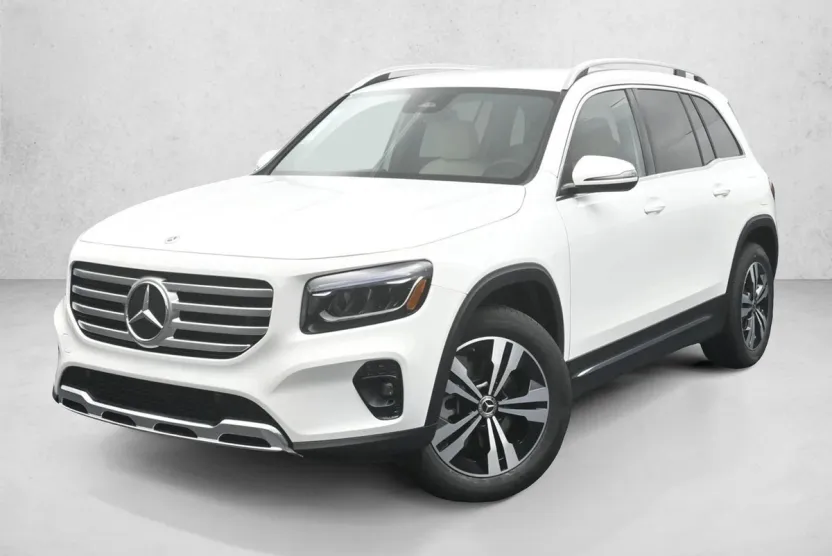 2025 Mercedes Benz GLB 250 4MATIC photo 1