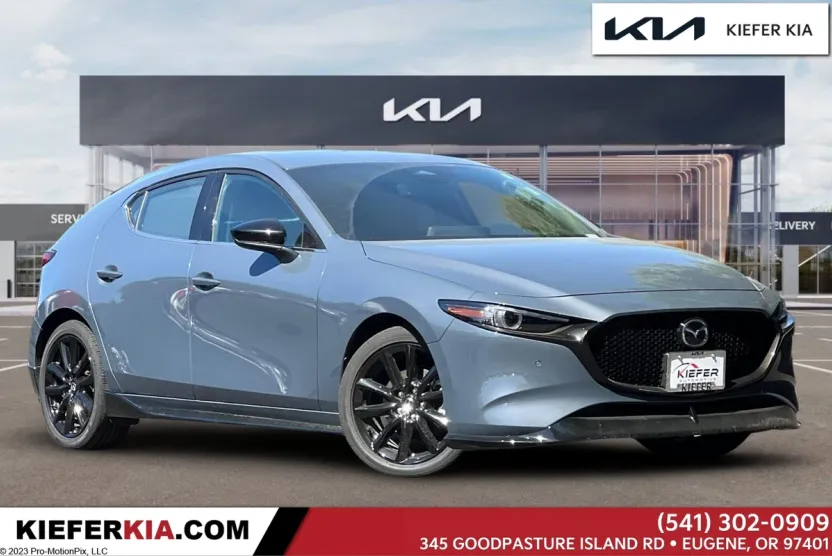 2024 Mazda Mazda3 Premium Plus photo 1