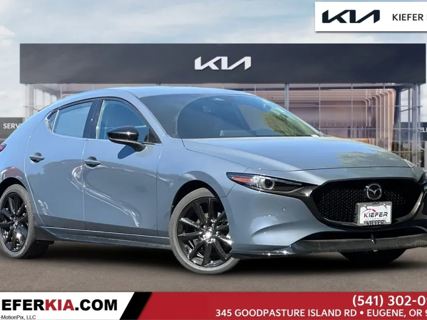 2024 Mazda Mazda3 Premium Plus photo 1