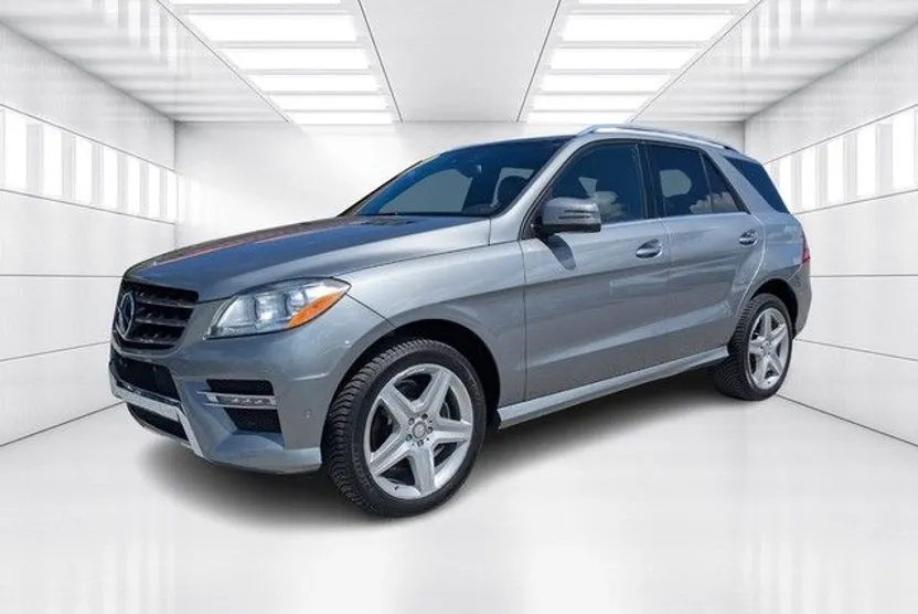 2015 Mercedes Benz ML 350 photo 1