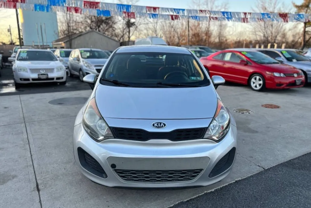 2015 Kia Rio LX photo 1