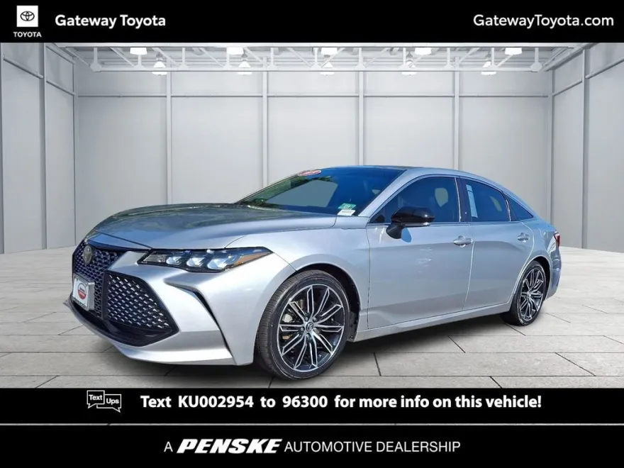 2019 Toyota Avalon XSE photo 1